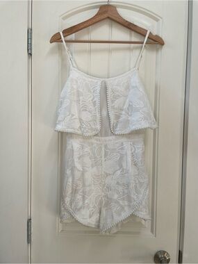 bebe White Embroidered Pom-Trim Spaghetti Strap Romper